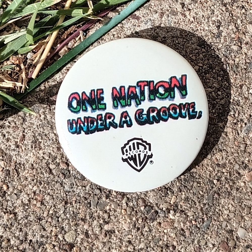 Funkadelic One Nation Under a Groove Promo Pin/Button 1978